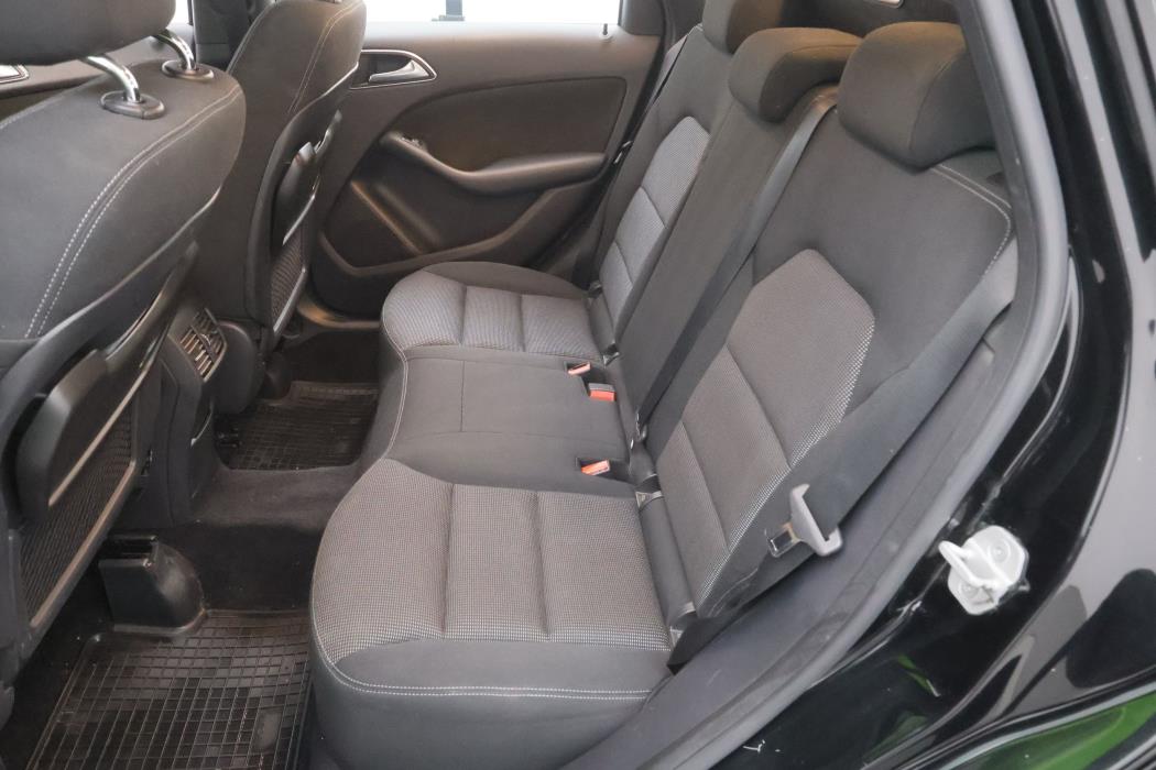 Mercedes-Benz B 2012