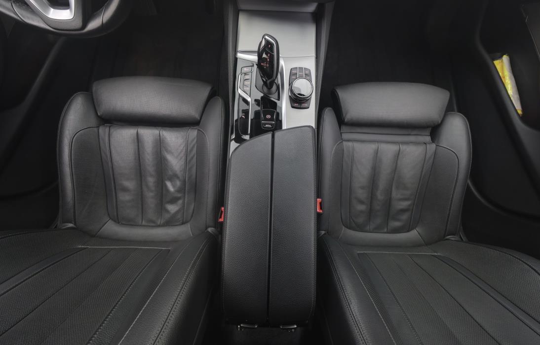 BMW 520 2021