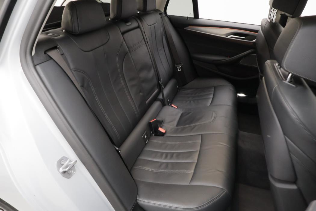 BMW 520 2021
