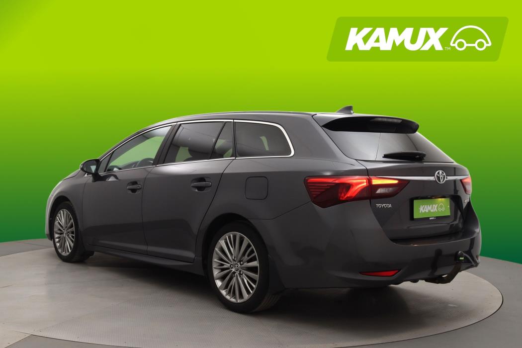 Toyota Avensis 2016
