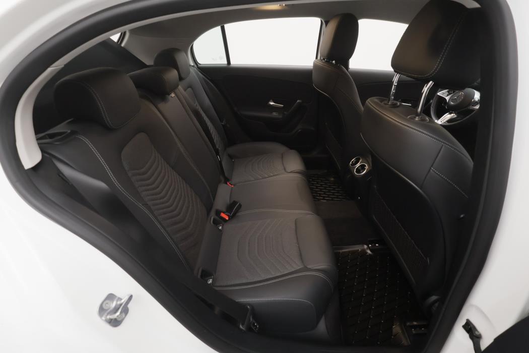 Mercedes-Benz A 2023