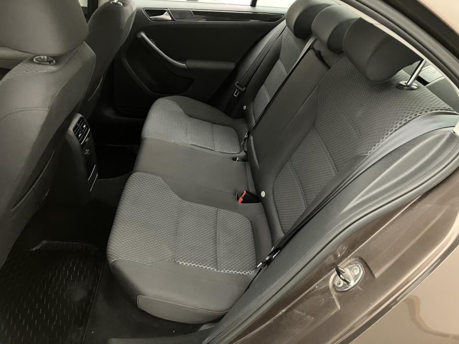 Volkswagen Jetta 2012