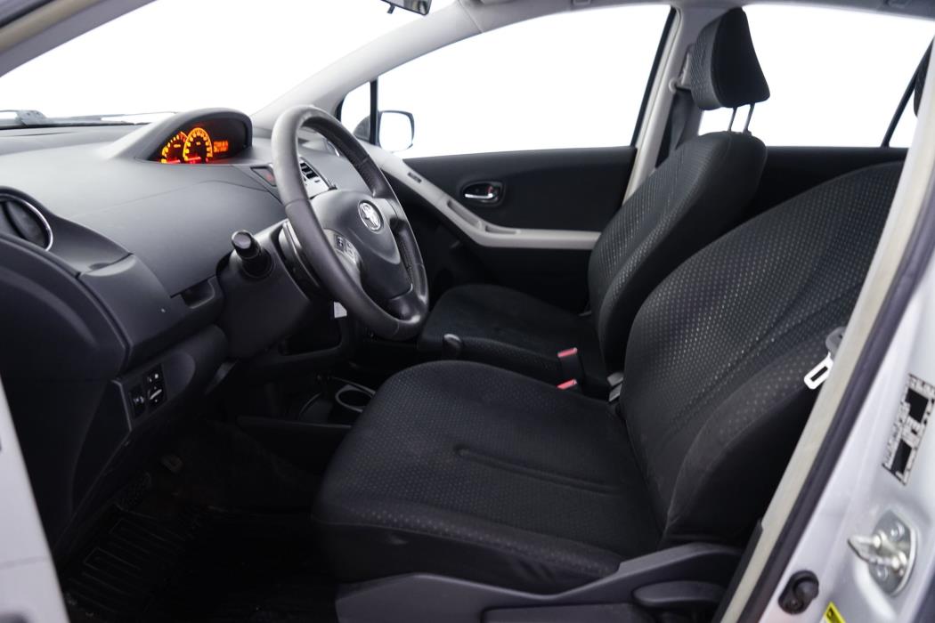Toyota Yaris 2010
