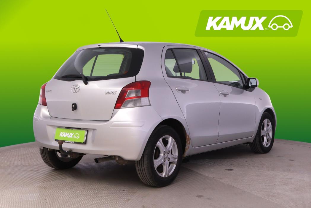 Toyota Yaris 2010