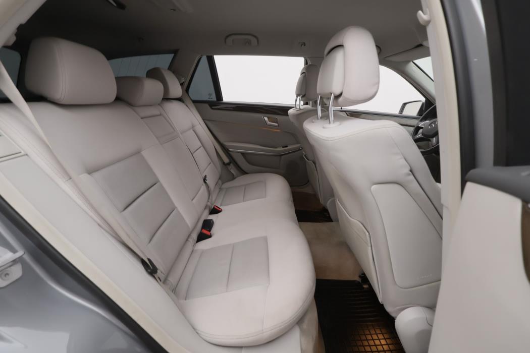 Mercedes-Benz E 2013