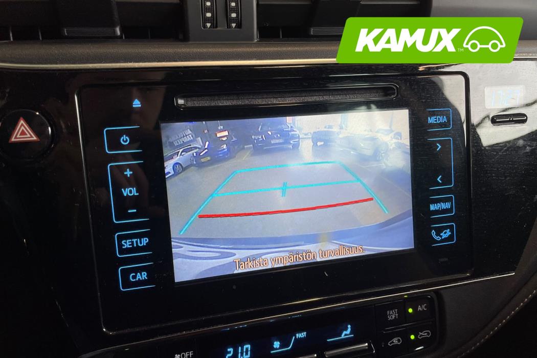 Toyota Auris 2015