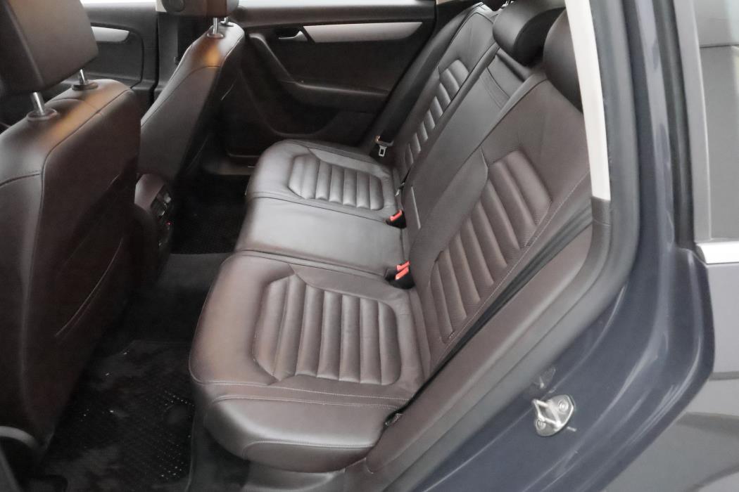 Volkswagen Passat 2013