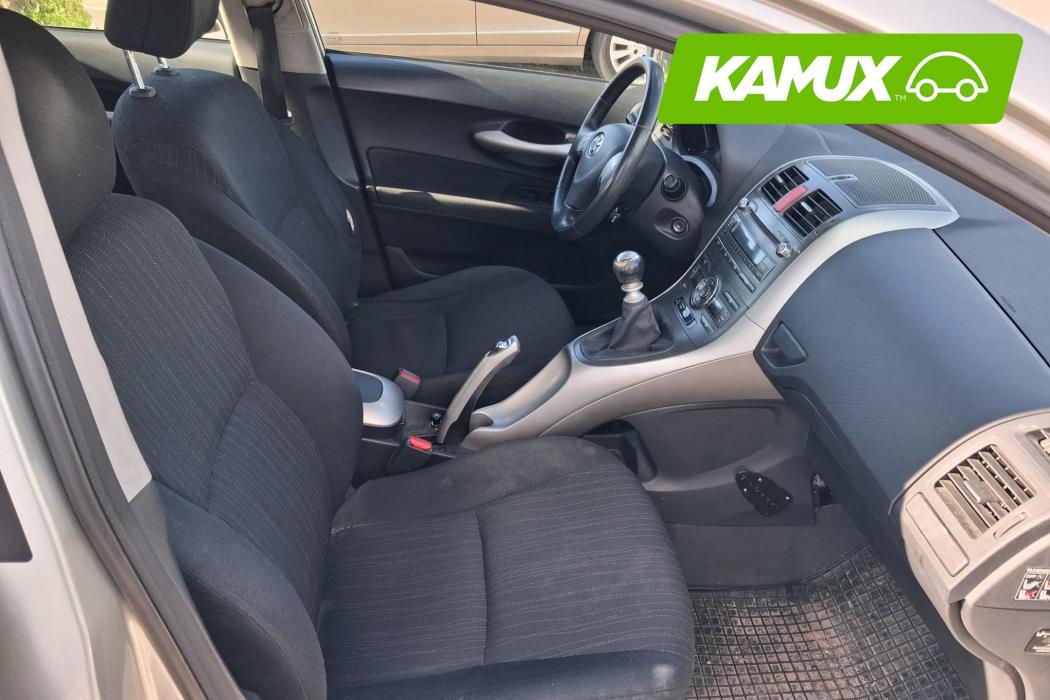 Toyota Auris 2009