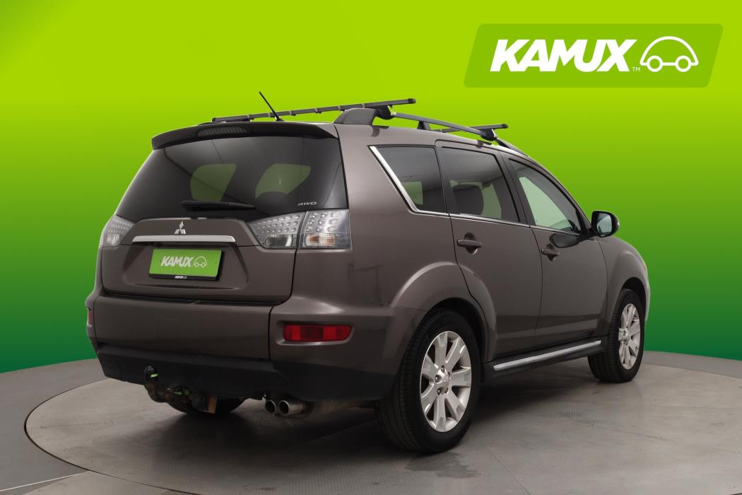Mitsubishi Outlander 2012