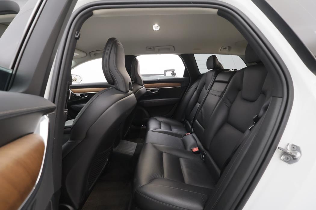 Volvo V90 2020