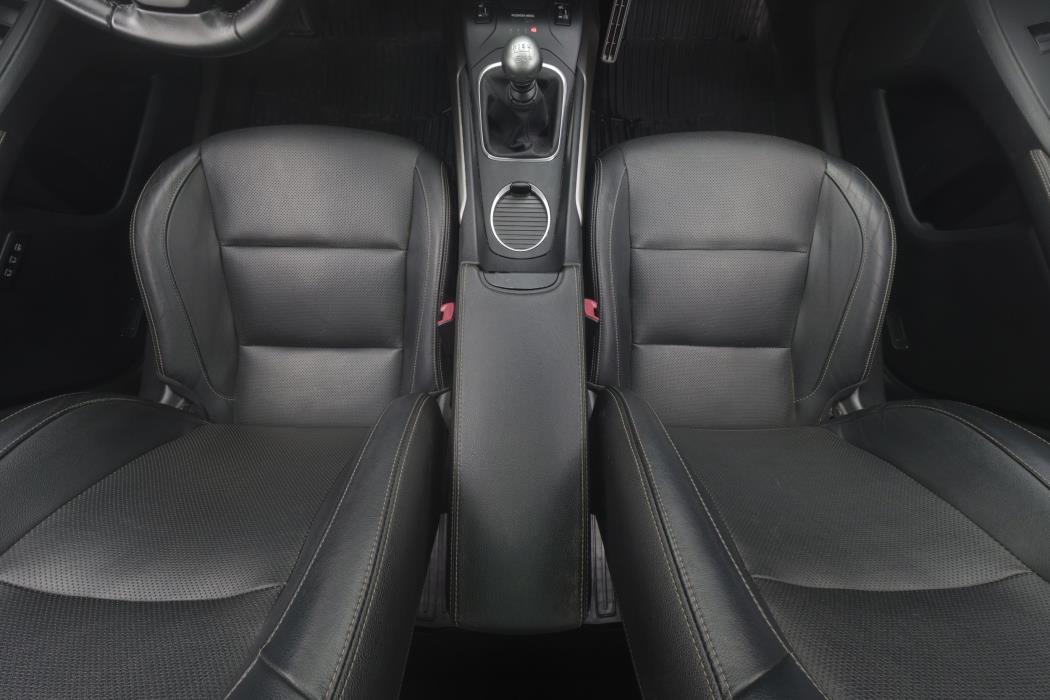 Toyota Avensis 2016