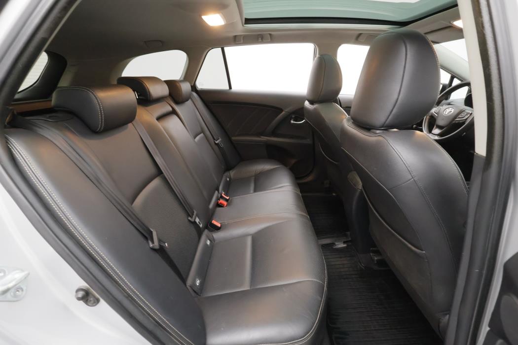 Toyota Avensis 2016