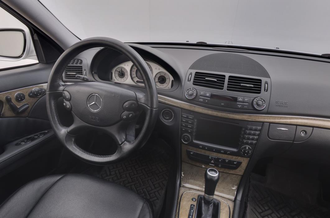 Mercedes-Benz E 2008