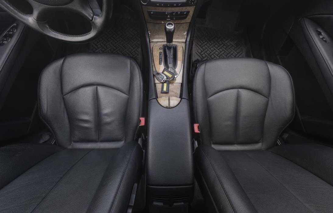 Mercedes-Benz E 2008