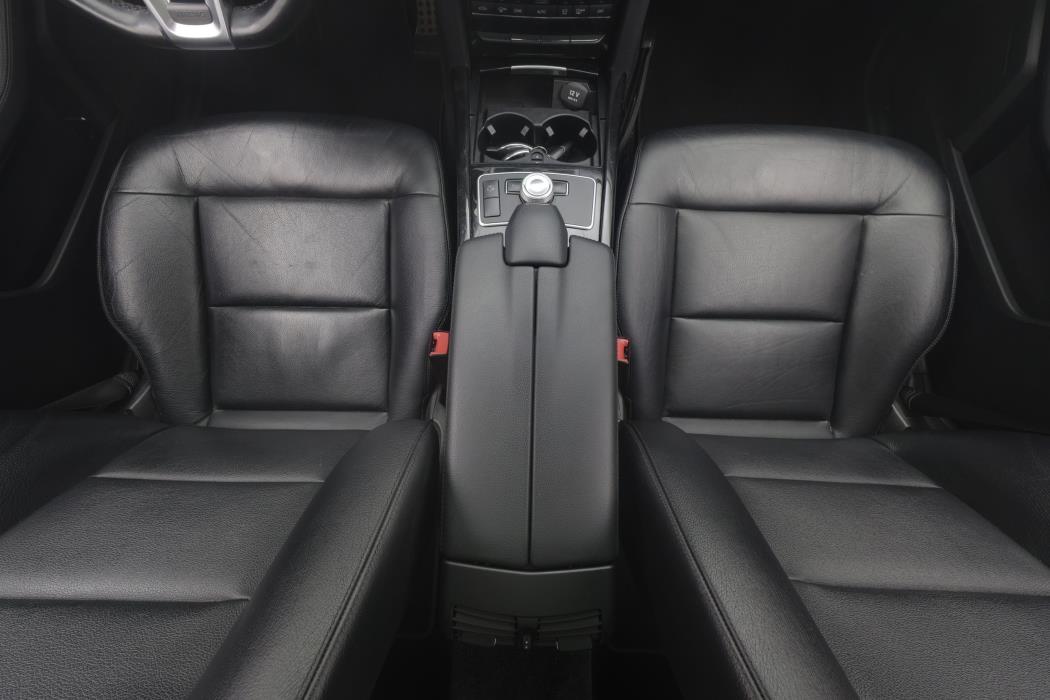 Mercedes-Benz E 2012