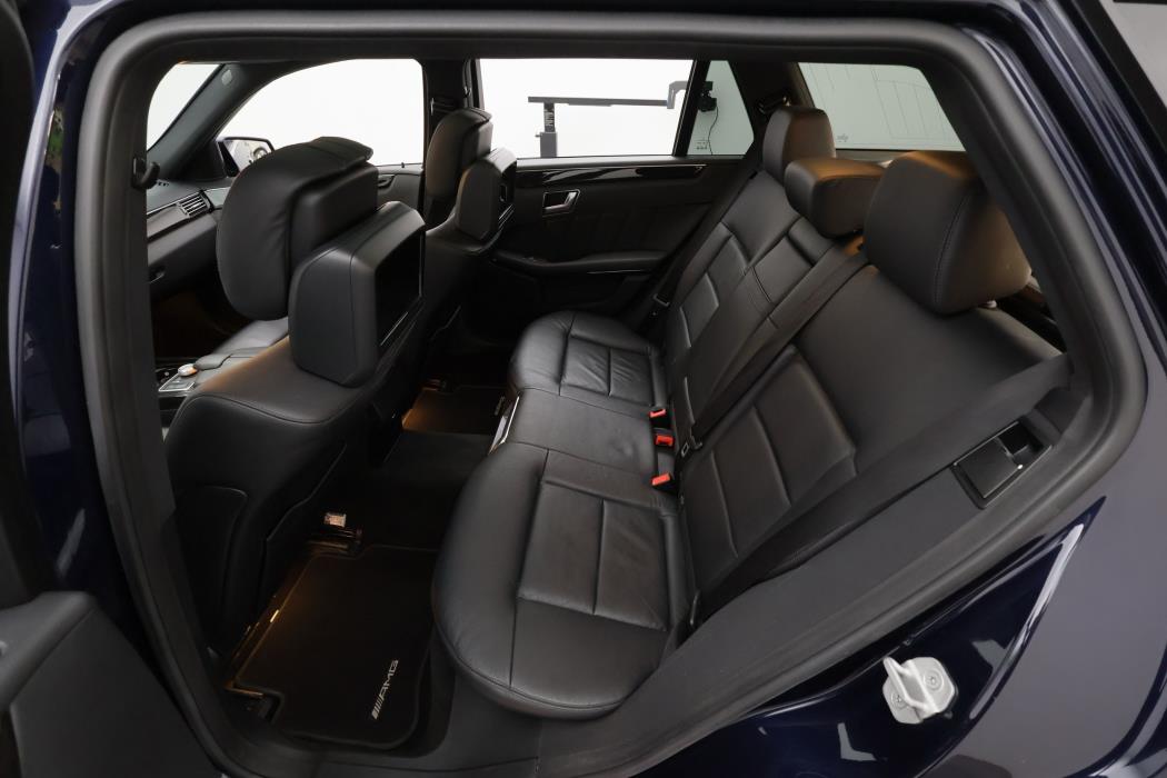 Mercedes-Benz E 2012