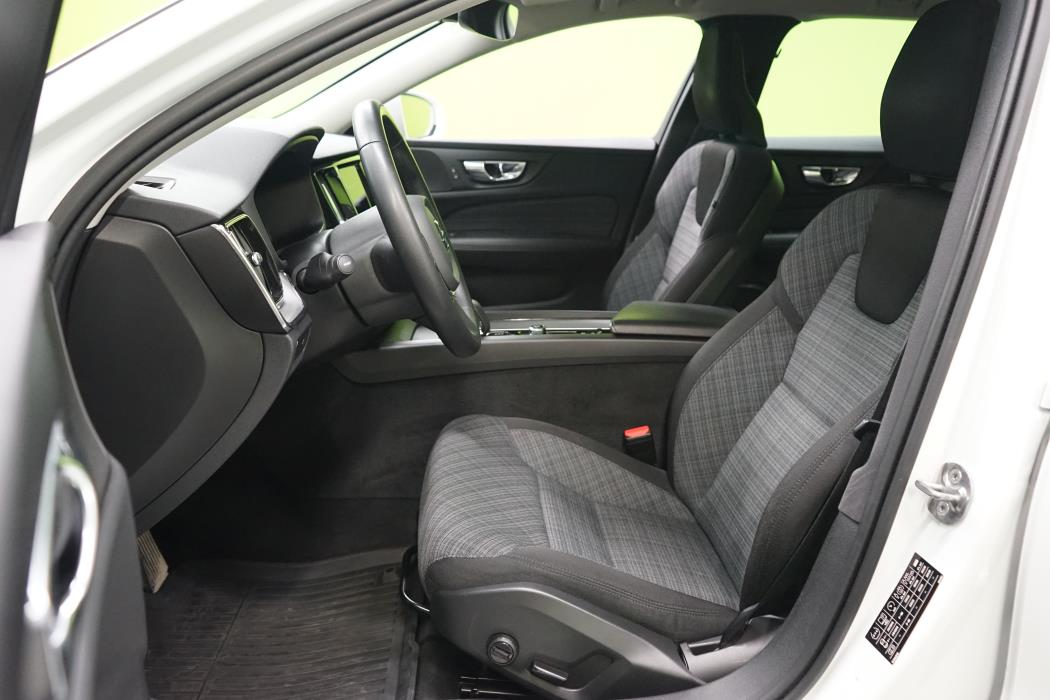 Volvo V60 Cross Country 2022