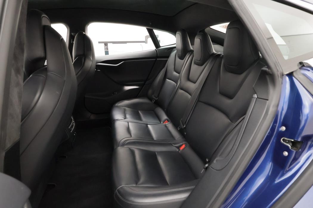Tesla Model S 2019