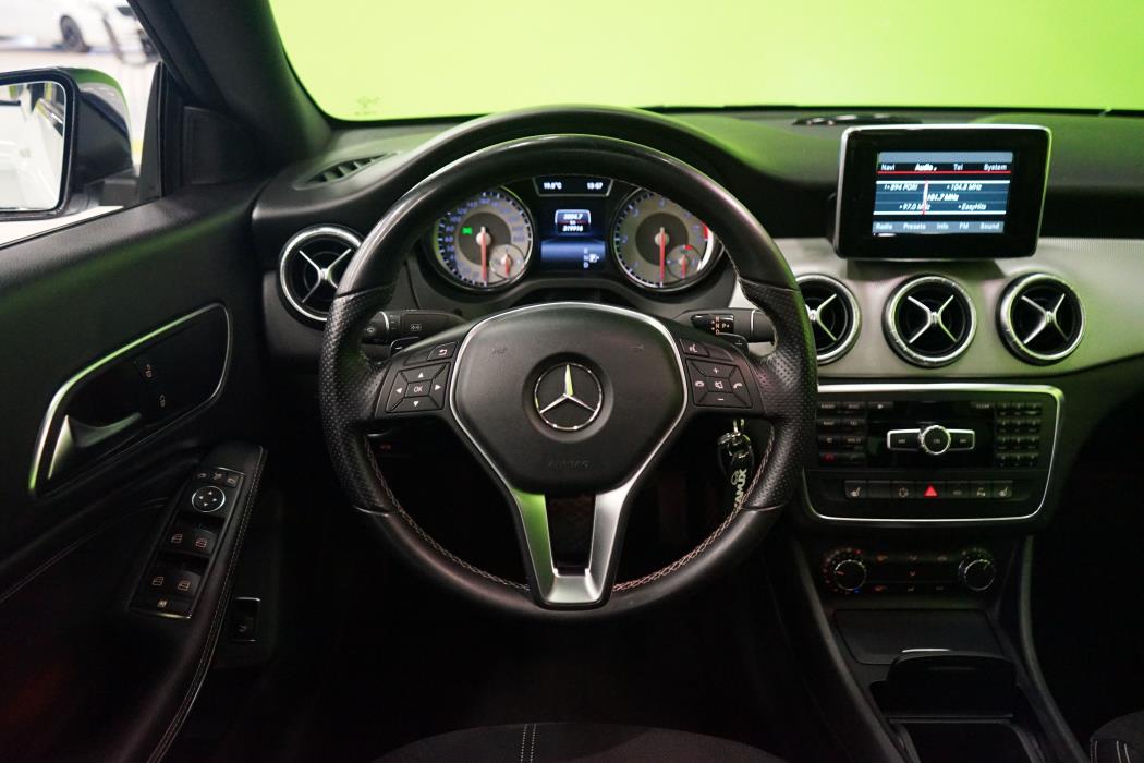 Mercedes-Benz CLA 2013