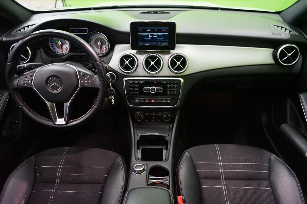 Mercedes-Benz CLA 2013