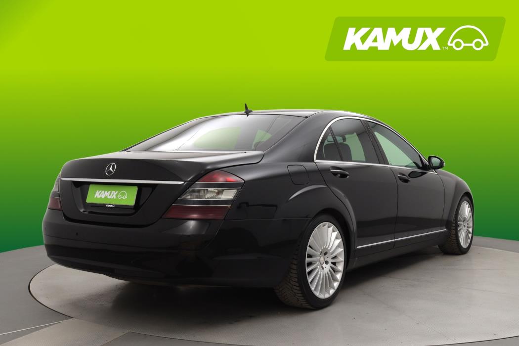Mercedes-Benz S 2007