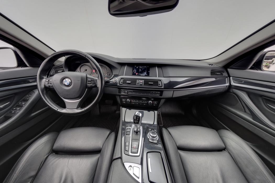 BMW 520 2016