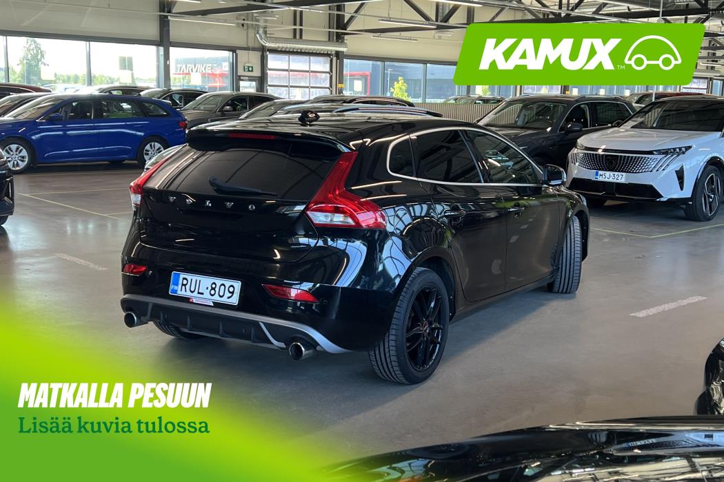 Volvo V40 2018
