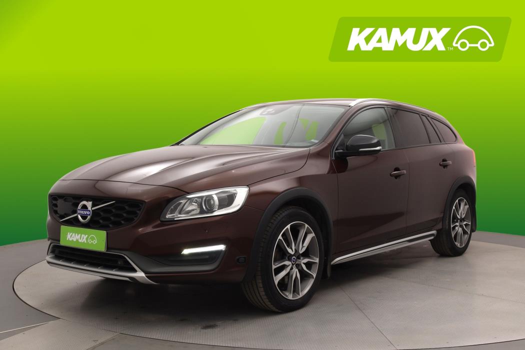 Volvo V60 Cross Country 2015