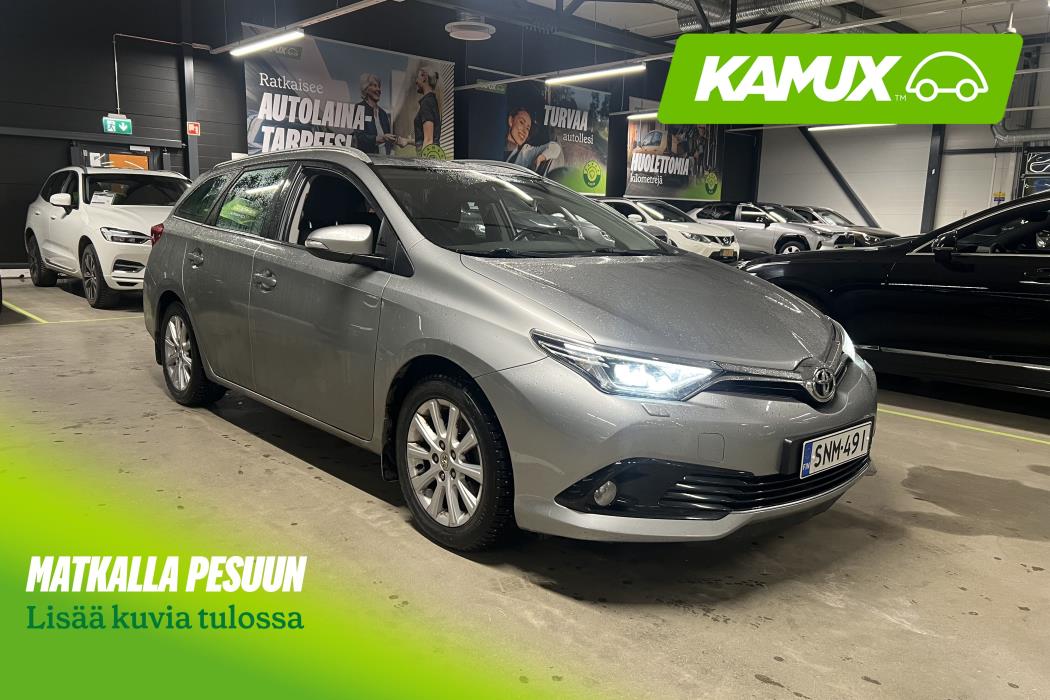 Toyota Auris 2015