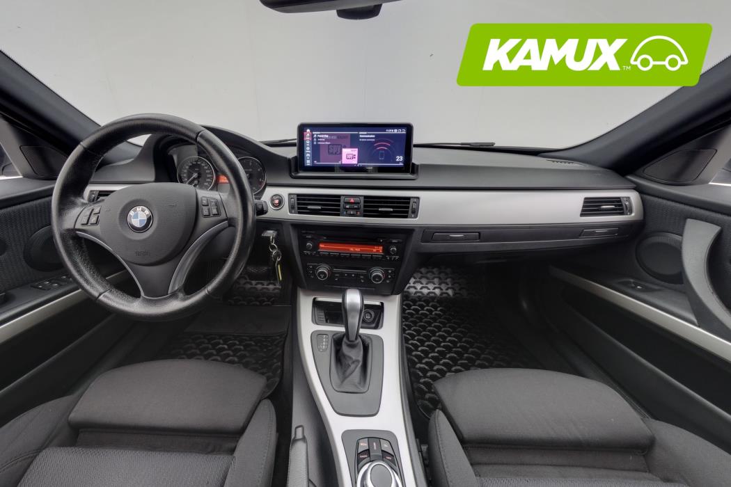 BMW 330 2010