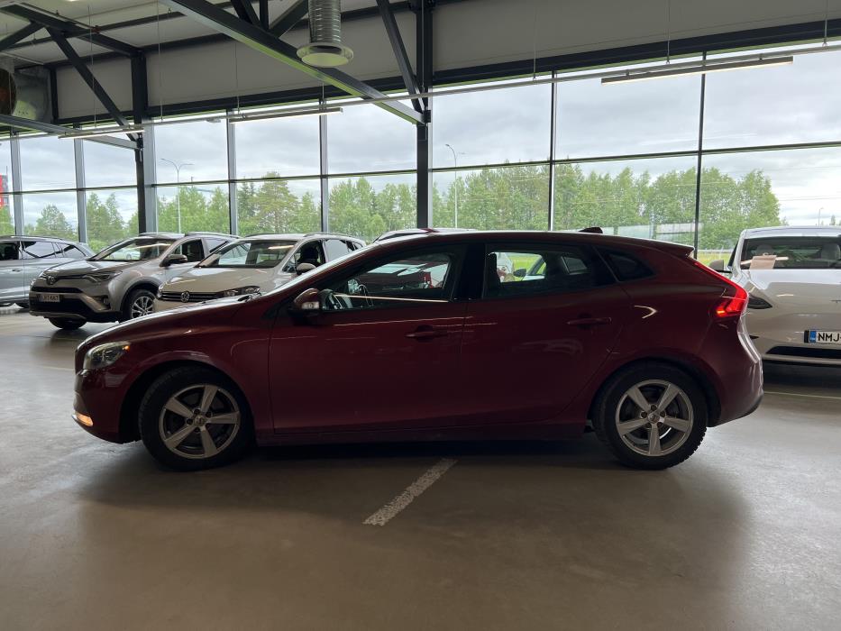 Volvo V40 2014