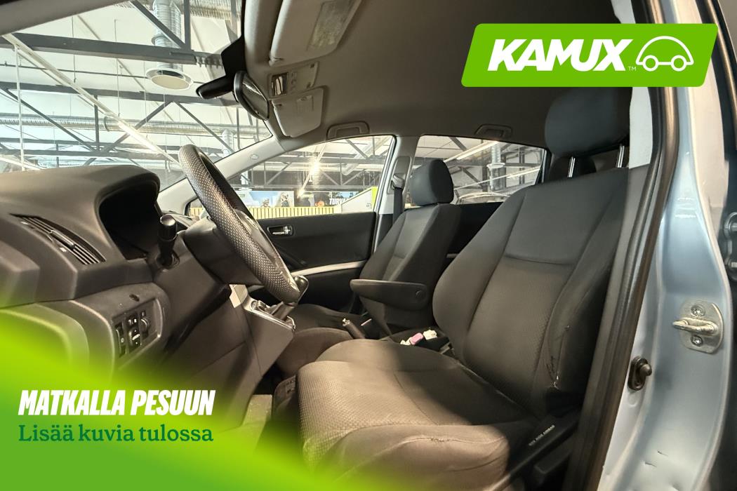 Toyota Corolla Verso 2005