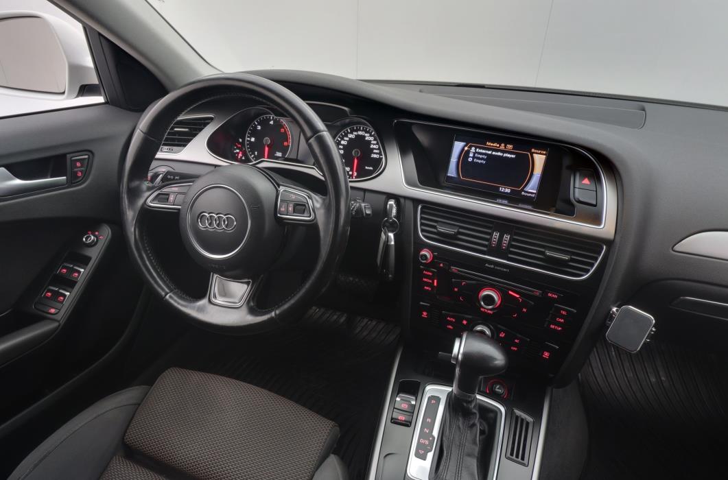 Audi A4 Allroad 2012
