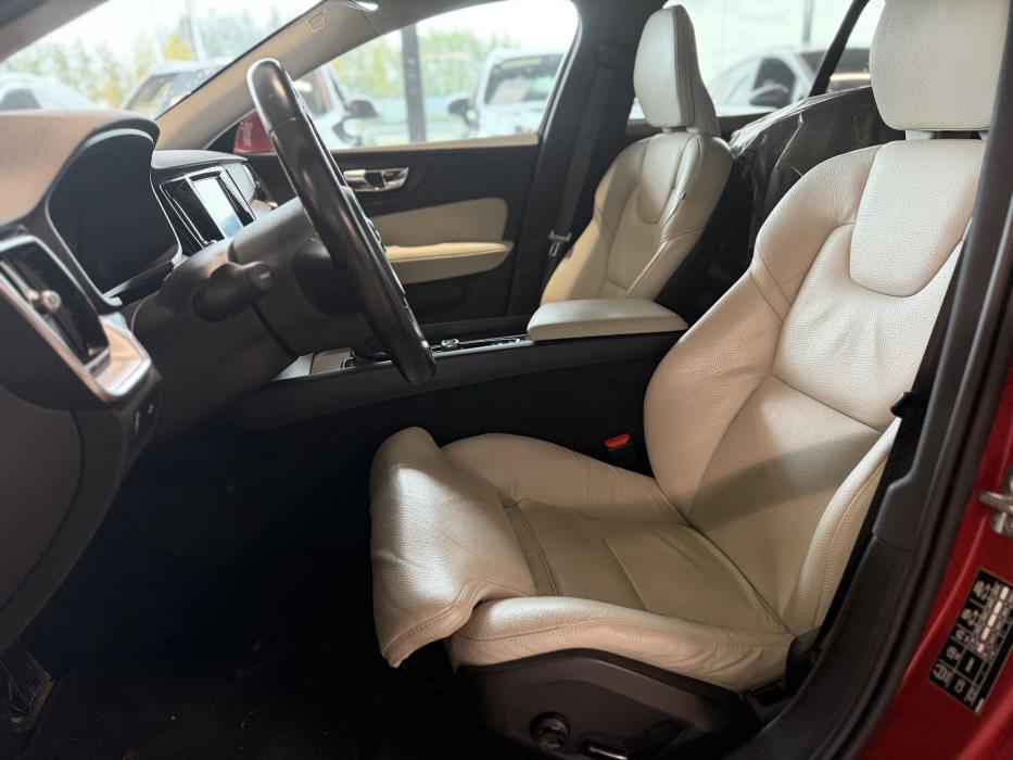 Volvo V60 2020