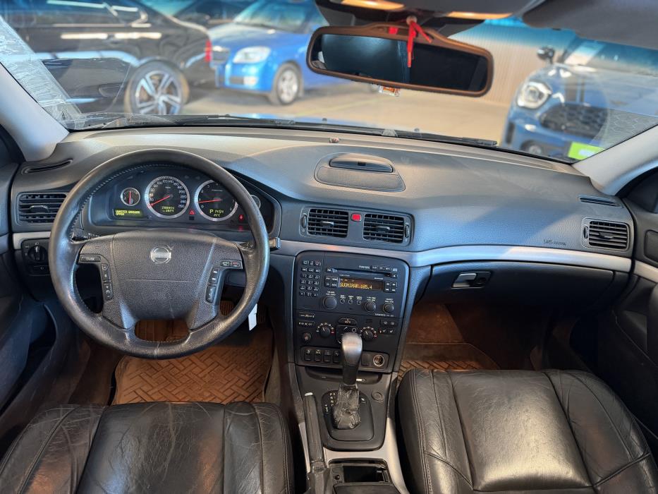 Volvo S80 2004
