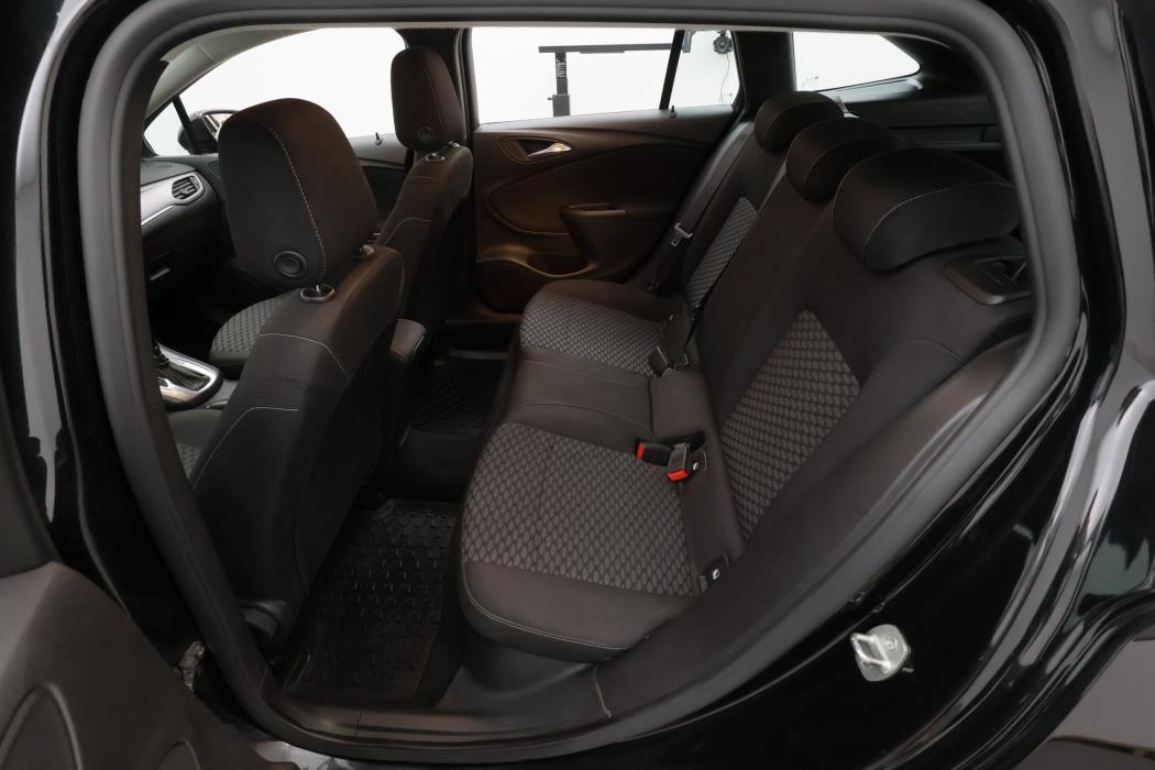 Opel Astra 2022