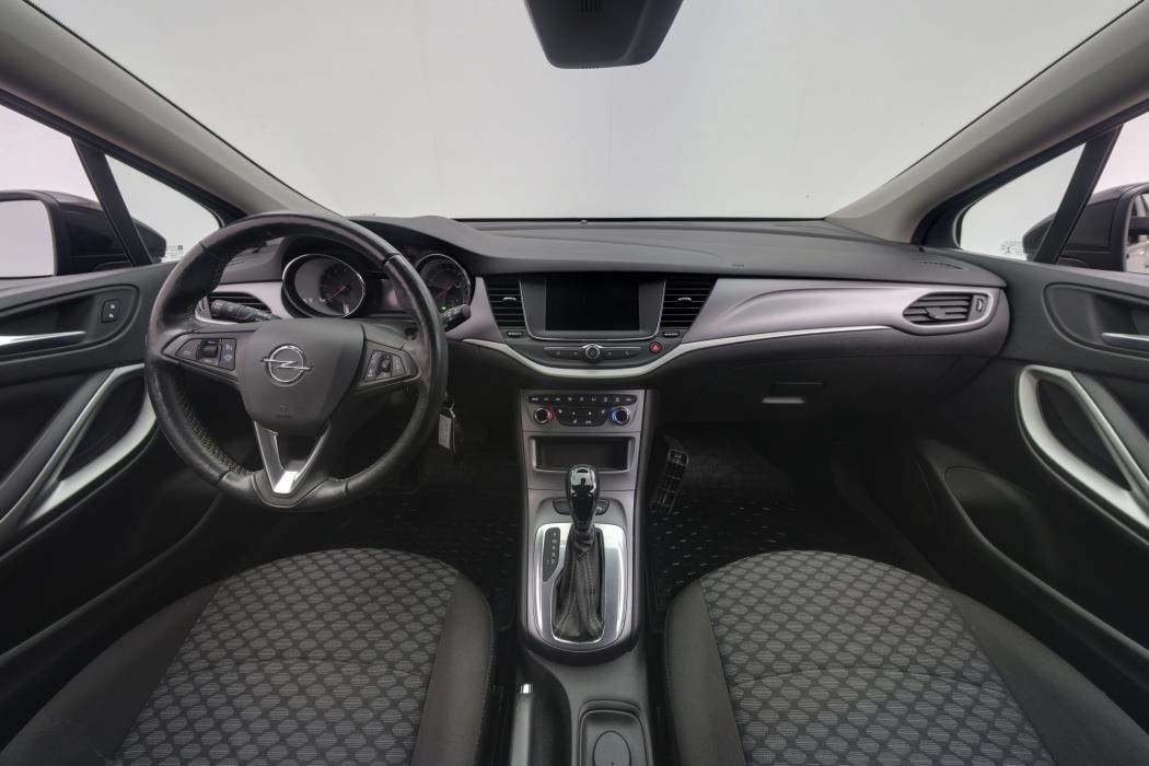 Opel Astra 2022