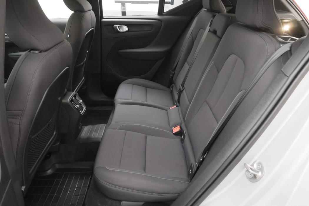 Volvo XC40 2023