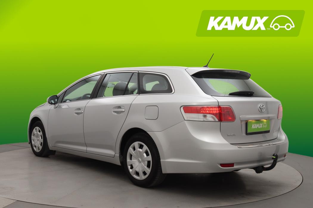 Toyota Avensis 2011