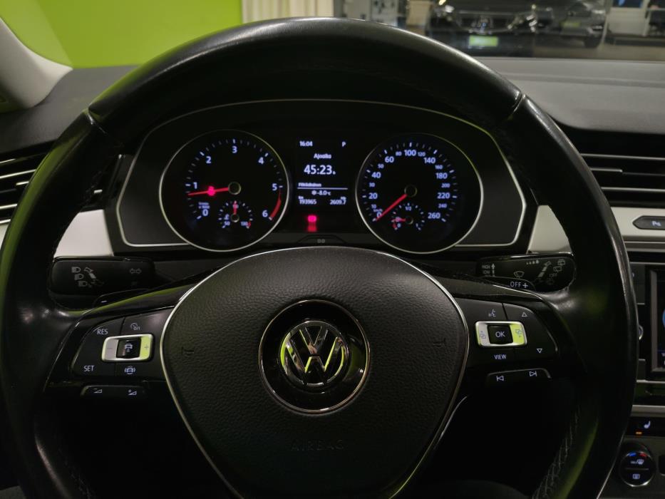 Volkswagen Passat 2019