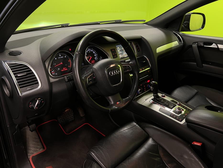Audi Q7 2011