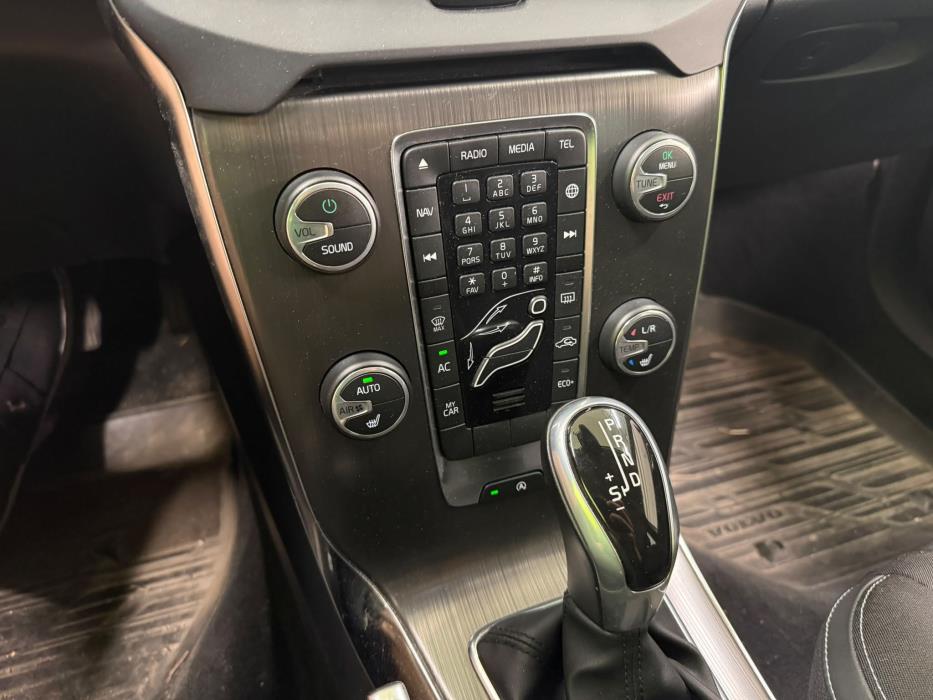 Volvo V40 2015