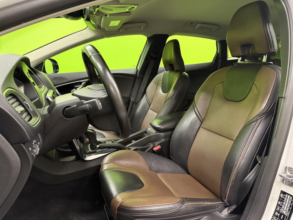 Volvo V40 Cross Country 2017