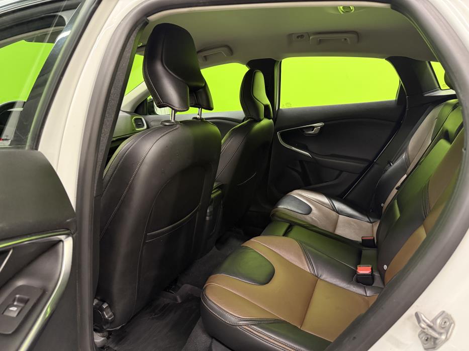 Volvo V40 Cross Country 2017