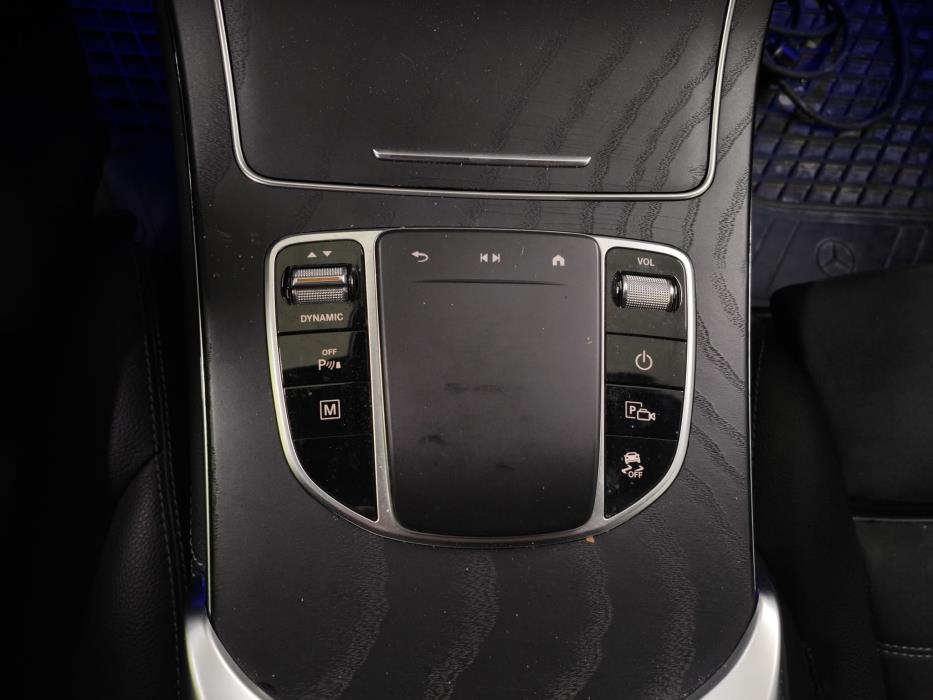 Mercedes-Benz GLC 2021