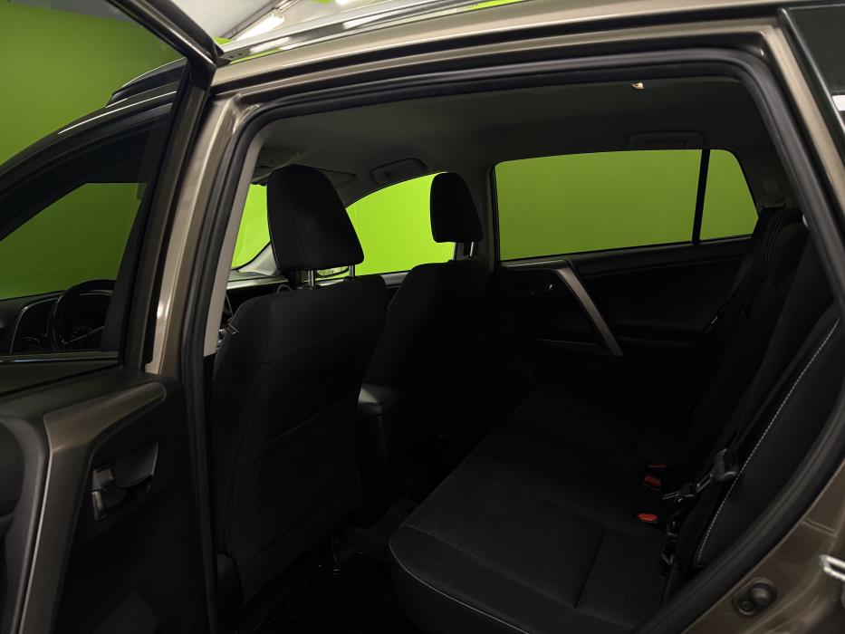 Toyota RAV4 2017