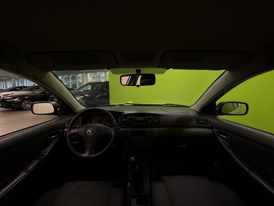 Toyota Corolla 2004