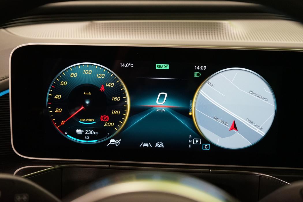 Mercedes-Benz EQC 2021