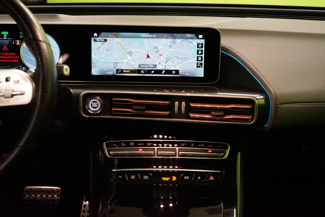 Mercedes-Benz EQC 2021