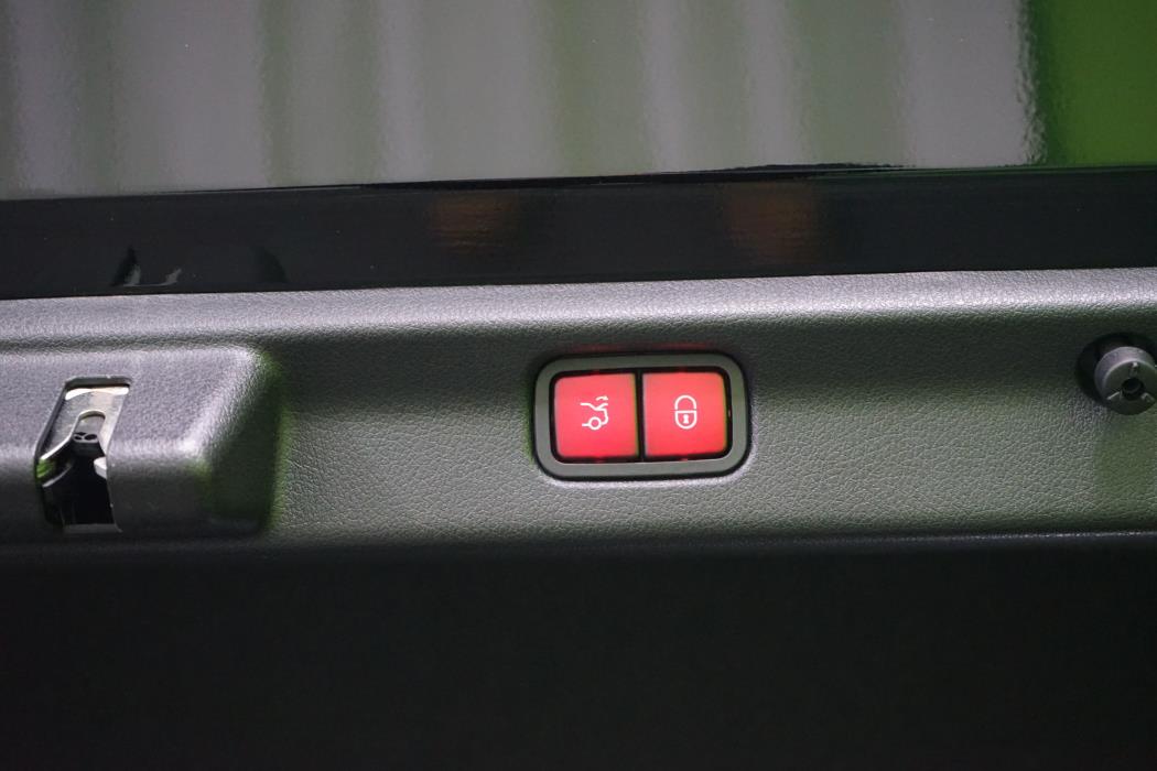 Mercedes-Benz EQE 2022